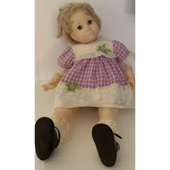 Vintage 1977 Suzanne Gibson Doll 22"  Outfit Socks Shoes  Taiwan READ CONDITION - Picture 5 of 12